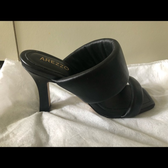 New!!! Arezzo heels 100% Brazilian leather - Picture 2 of 5